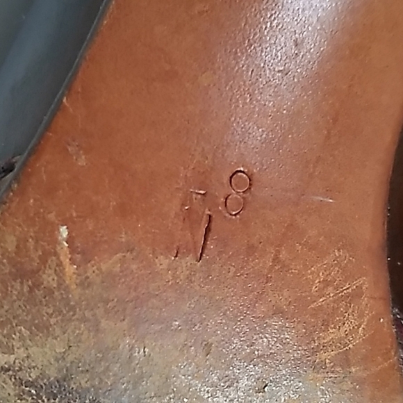 Vintage 1960s Lady Mcguire two Tone brown heels - Picture 9 of 9